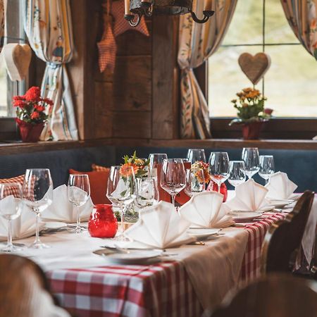 S P O R T A L M - Seefeld Seefeld in Tirol Bagian luar foto